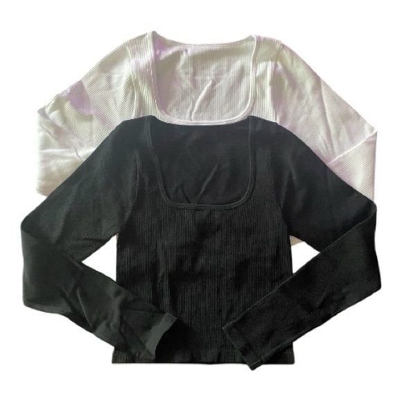 NWT-OQQ-TWO RIBBED LONG SLEEVE TOPS - Picture 2 of 10
